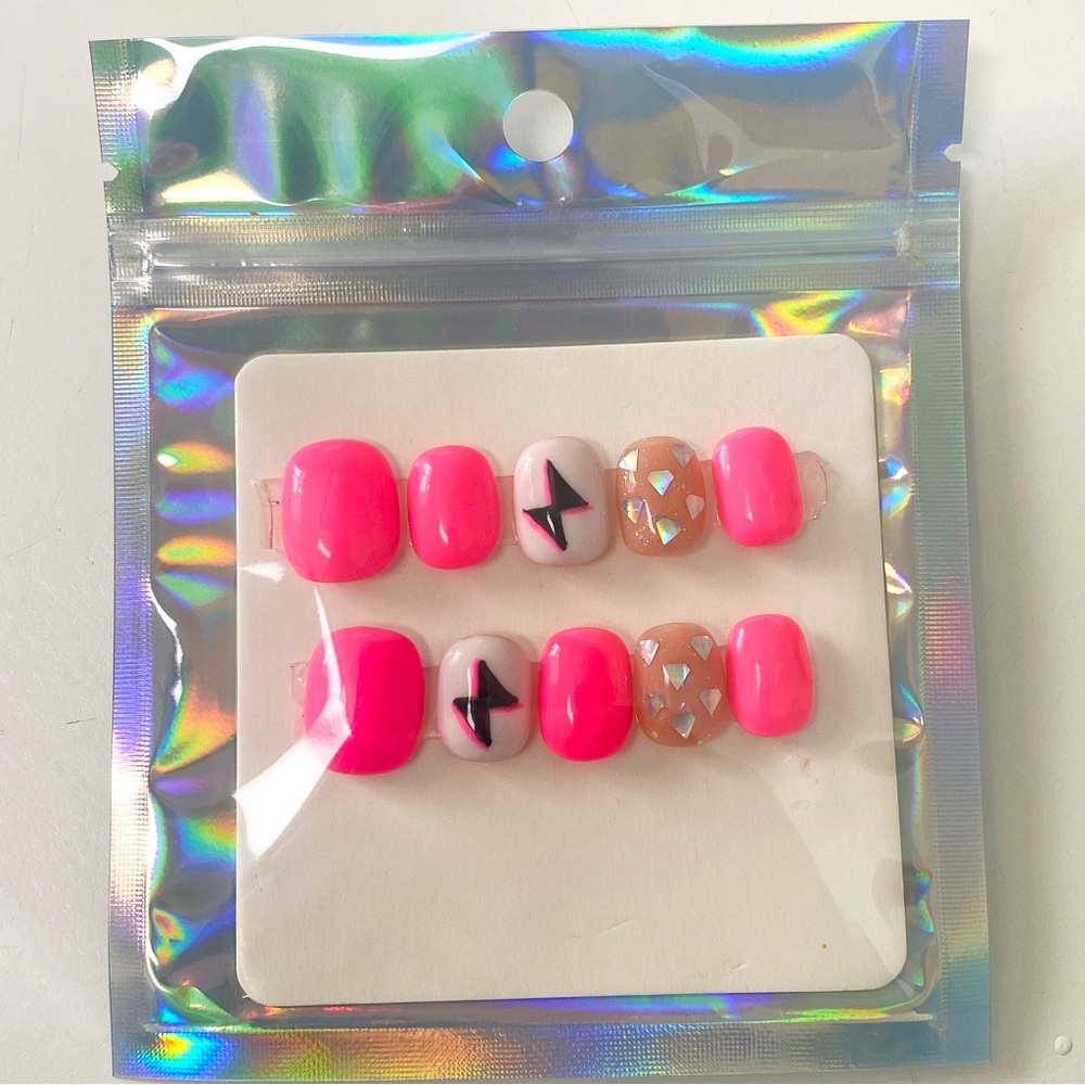 Luxury Press on Nails Gel Hot Pink Diamonds Lightning Bolt Xshort Squoval